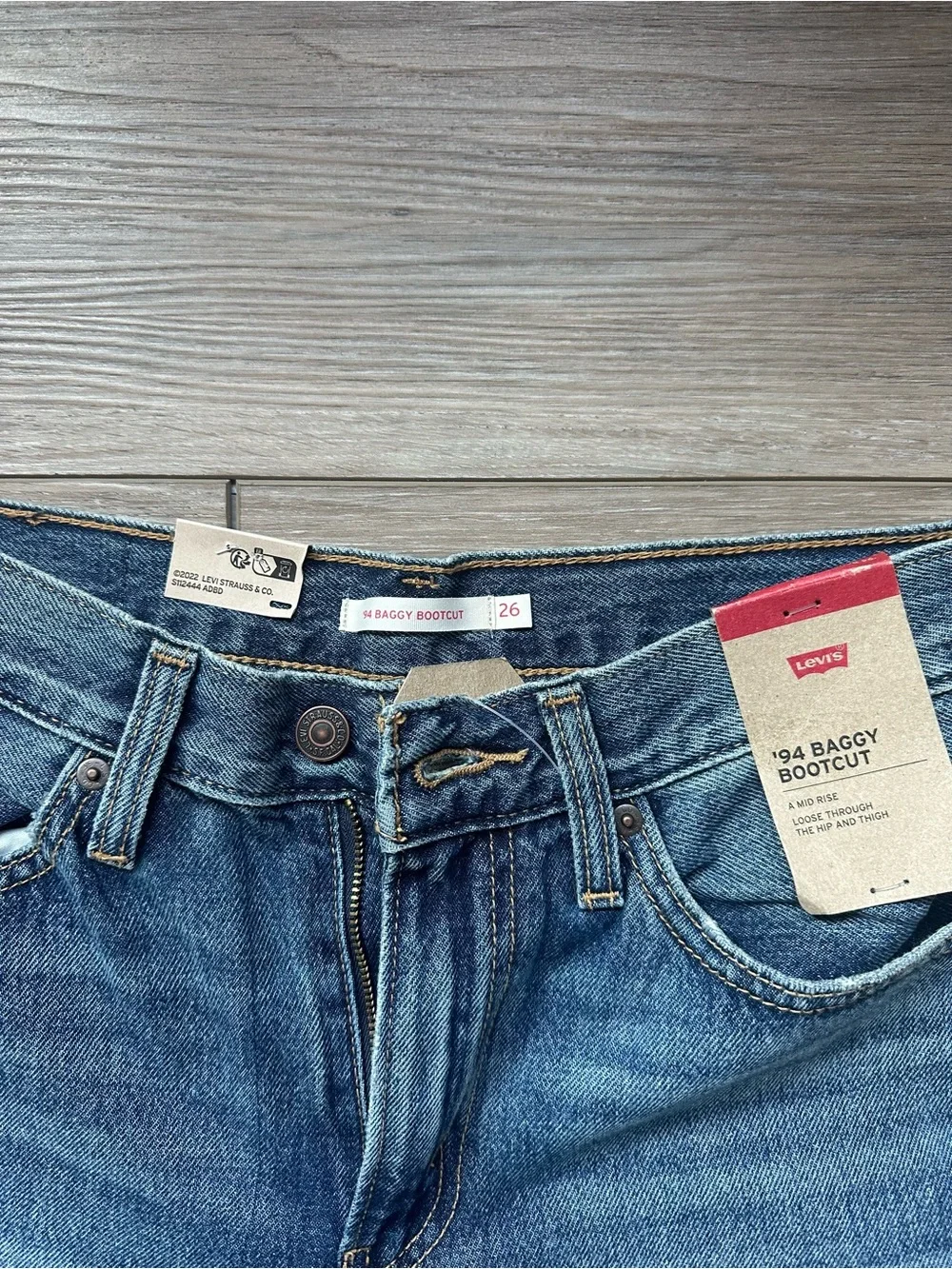 Levi's Blue Bootcut Denim Jeans with Signature Back Pockets NWT